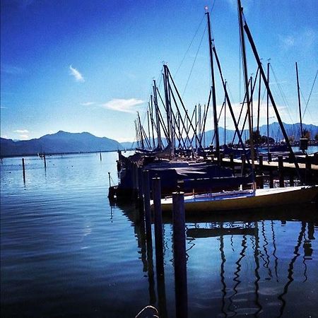 Ferienwohnung Seebruck Am Chiemsee Сион-Зеебрук Екстериор снимка