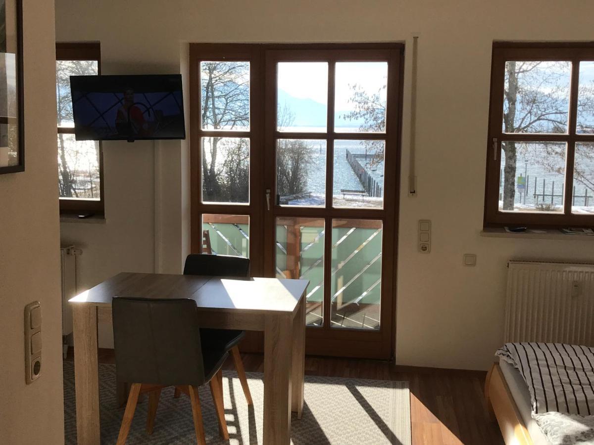 Ferienwohnung Seebruck Am Chiemsee Сион-Зеебрук Екстериор снимка