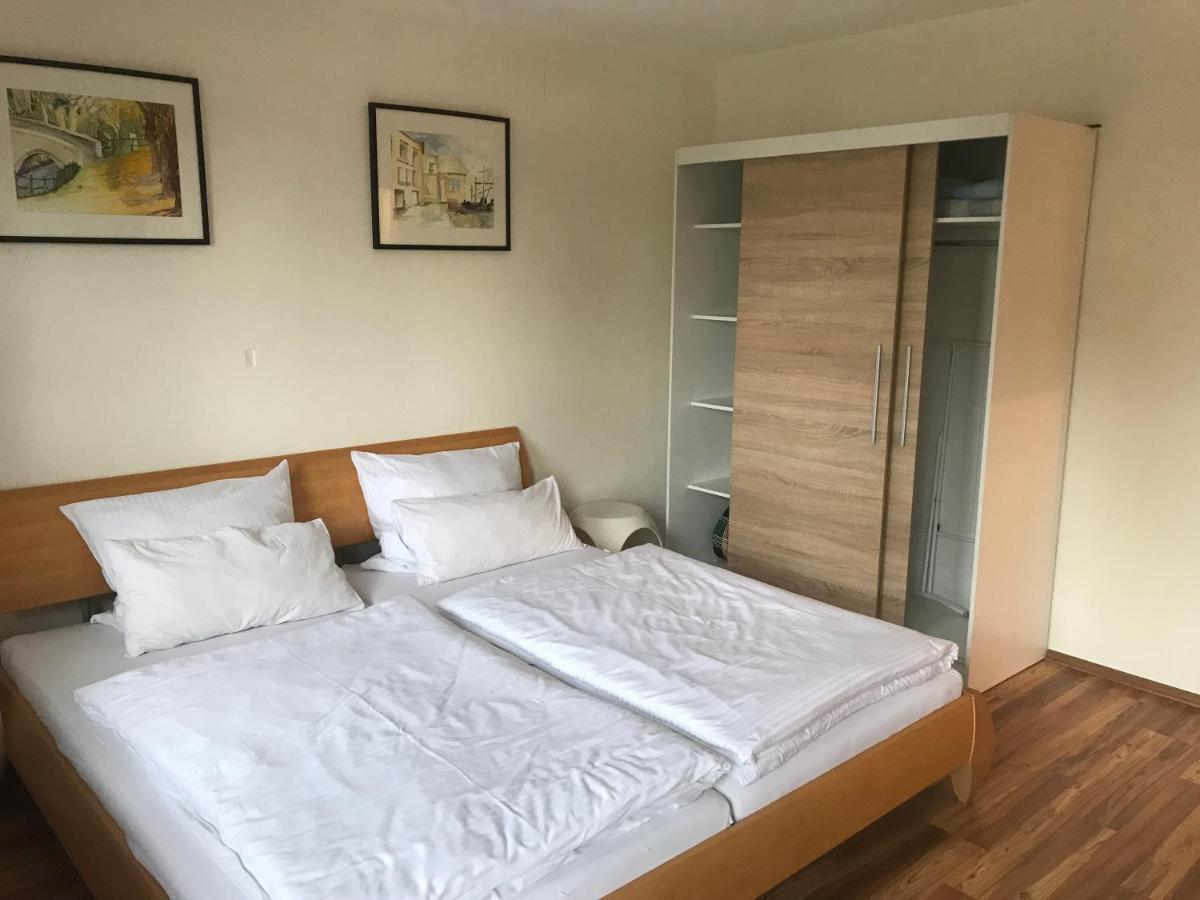 Ferienwohnung Seebruck Am Chiemsee Сион-Зеебрук Екстериор снимка